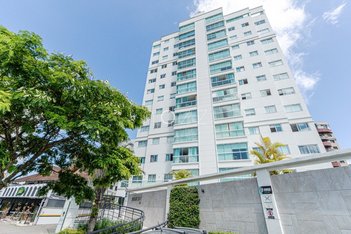 apartment em Rua Visconde de Taunay, Atiradores - Joinville - SC