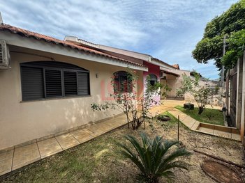 house em Rua Adão Elói Trojan, Jardim Ipanema - Maringá - PR