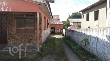 house em Avenida Major Alberto Bins, Vila Parque Brasília - Cachoeirinha - RS
