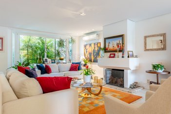 house em Rua João Caetano, Três Figueiras - Porto Alegre - RS