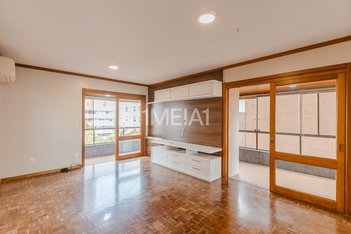 apartment em Rua Professor Langendonck, Petrópolis - Porto Alegre - RS