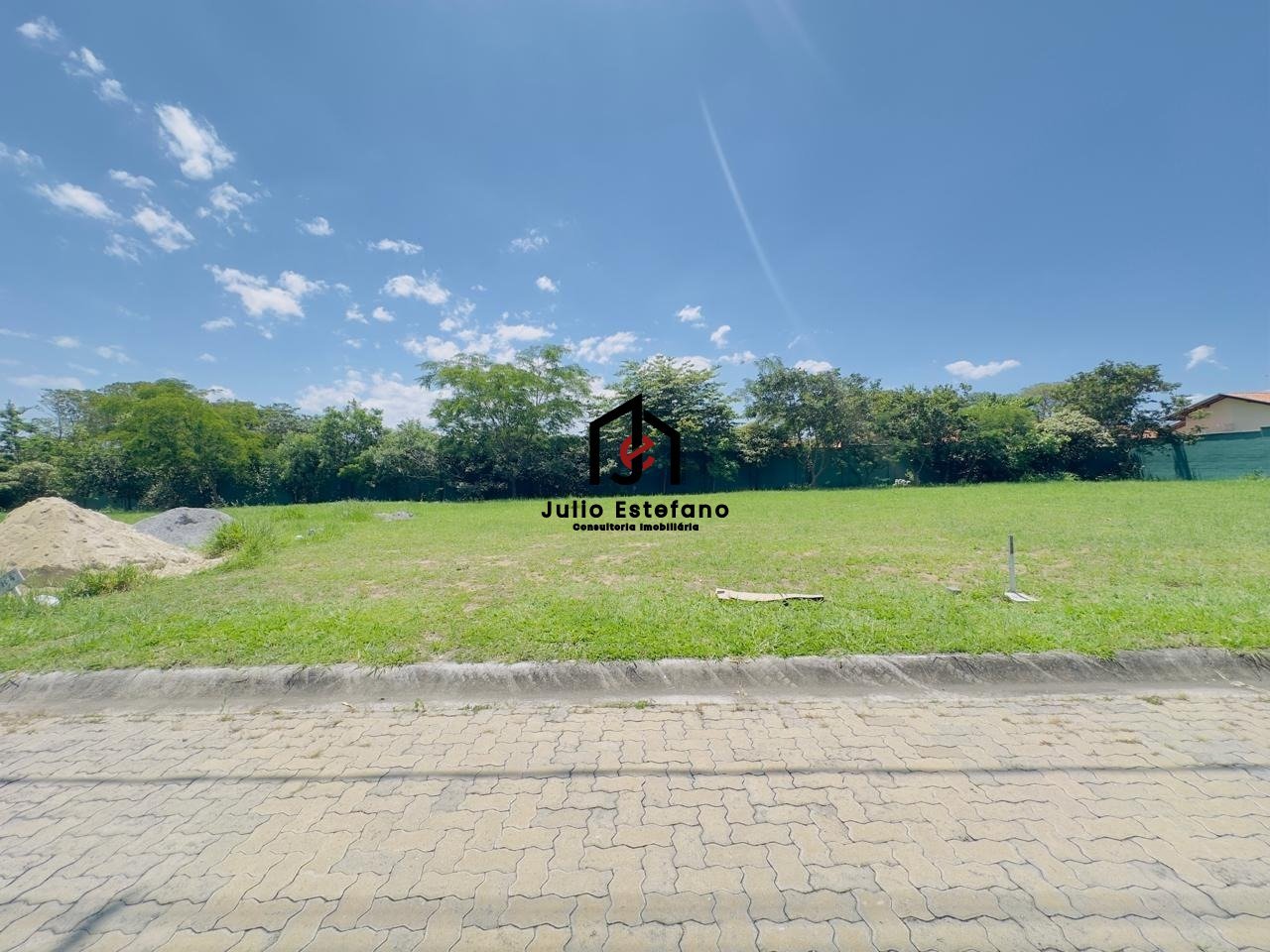 WhatsApp Image 2025-11-24 at 20.15