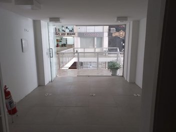 business em Rua Dezesseis de Março, Centro - Petrópolis - RJ