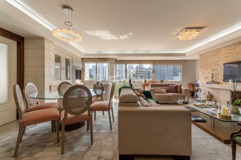 apartment em Rua Desembargador Alves Nogueira, Petrópolis - Porto Alegre - RS