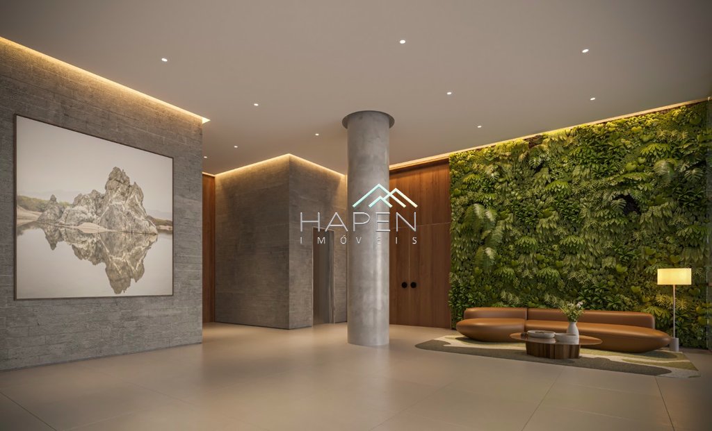 031_hall.jpg