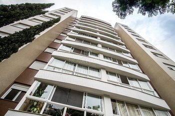 apartment em Rua Mata Bacelar, Auxiliadora - Porto Alegre - RS