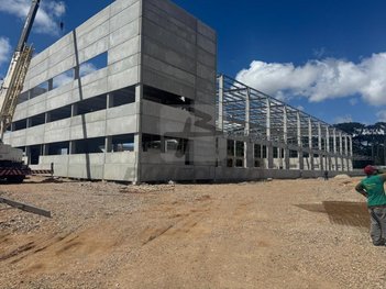 industrial em Rua Joroslau Sochaki, Ipê - São José dos Pinhais - PR