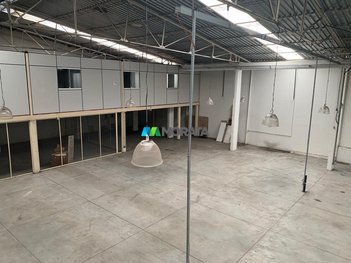 industrial em Rua Joaquim Laranjo, Industrial - Contagem - MG