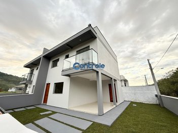 house em Rua Alvacyr Garbellotto Santos, Forquilhas - São José - SC