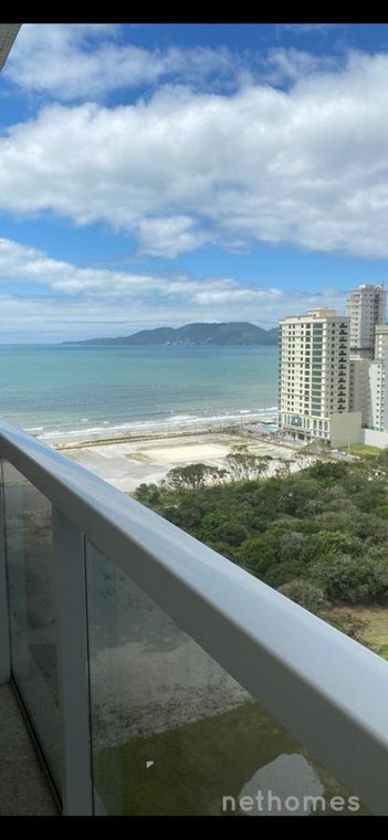 apartment em Rua 307, Meia Praia - Itapema - SC