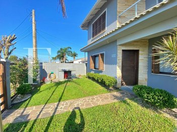 house em Rua Rio Comandaí, Centro - Xangri-Lá - RS
