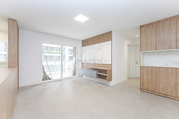 apartment em Rua Rosa Kaint Nadolny, Campo Comprido - Curitiba - PR