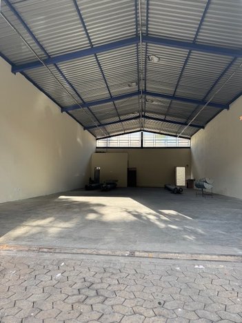 industrial em Rua Doutor Álvaro Camargos, Santa Mônica - Belo Horizonte - MG