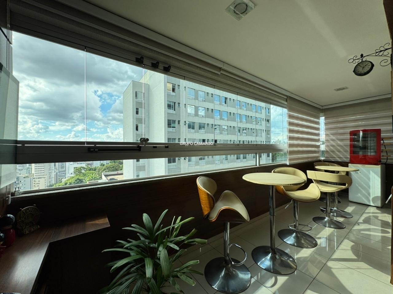 Apartamento com 3 quartos — Buritis, Belo Horizonte