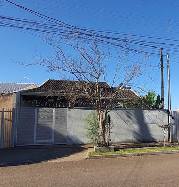 house em Avenida Presidente Abraham Lincoln, Conjunto Cafezal 1 - Londrina - PR