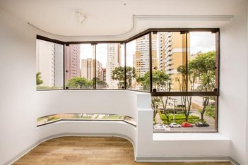 apartment em Rua Brasílio Itiberê, Jardim Botânico - Curitiba - PR