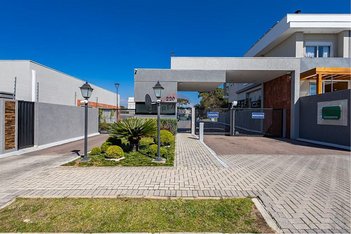 house em Rua Francisco Antônio da Costa Nogueira, Santa Felicidade - Curitiba - PR
