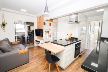 apartment em Rua Francisco Zanicotti Sobrinho, Santa Cândida - Curitiba - PR