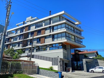 apartment em Rodovia Tertuliano Brito Xavier, Jurerê - Florianópolis - SC