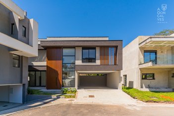 house em Rua Luiz Tramontin, Campo Comprido - Curitiba - PR