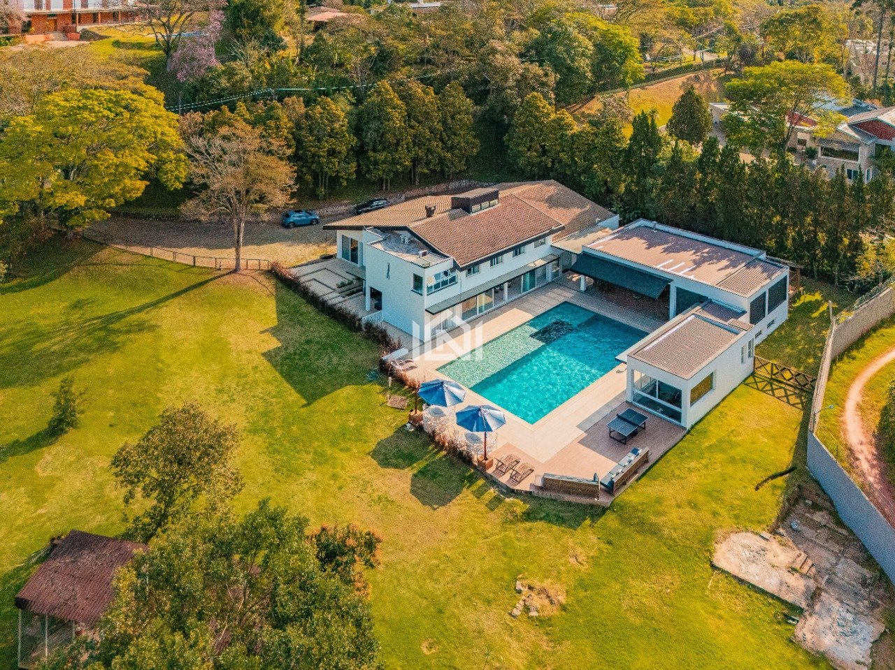 casa a venda no condominio silvino pereira vista aerea