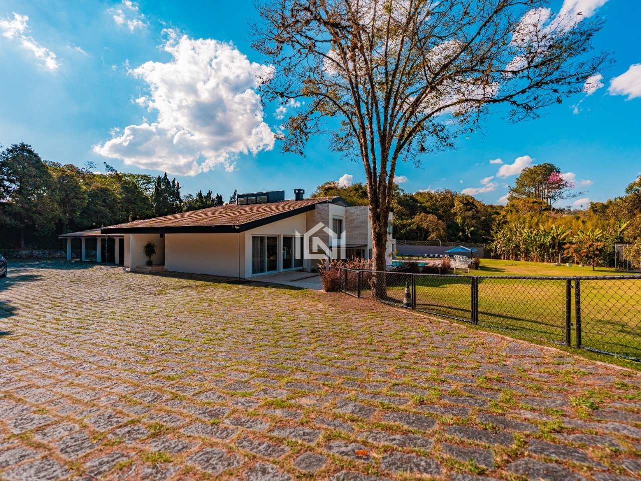 casa a venda no condominio silvino pereira frente da casa