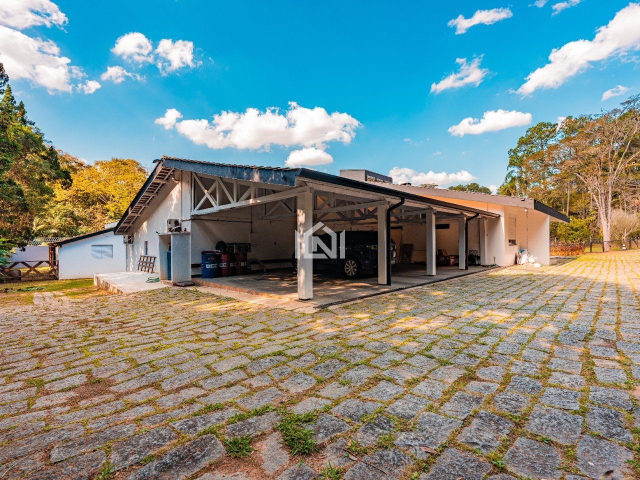 casa a venda no condominio silvino pereira garagem
