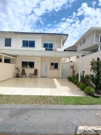 house em Rua das Azaléias, Jardim Iguaçu - Maringá - PR