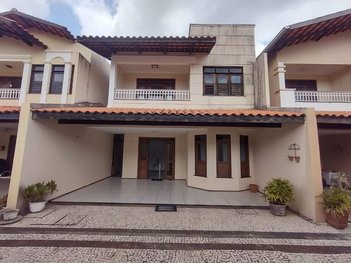 house em Rua Escrivão Azevedo, Cidade dos Funcionários - Fortaleza - CE