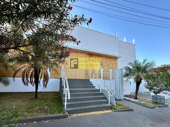 commercial_building em Avenida Danilo Galeazzi, Residencial Machado I - São José do Rio Preto - SP