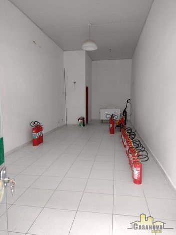 commercial_property em Rua Bernardino de Campos, Centro - Jacareí - SP