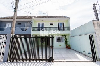 house em Rua Elzevir da Silveira Bueno, Cajuru - Curitiba - PR