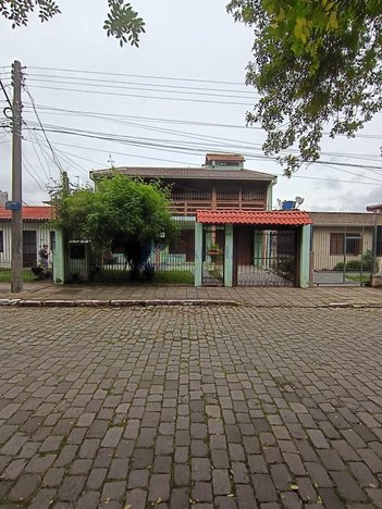 house em Praça Araújo Guerra, Sarandi - Porto Alegre - RS