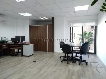 office em Avenida Rouxinol, Indianópolis - São Paulo - SP