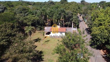 agricultural em Avenida das Quaresmeiras, Residencial Condomínio Jardim Veneza - Senador Canedo - GO