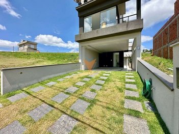 house em Rua Maria Bertolette Dourado, das Pedras - Cotia - SP