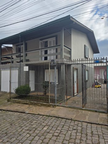 house em Rua José L da Costa, Pioneiro - Caxias do Sul - RS