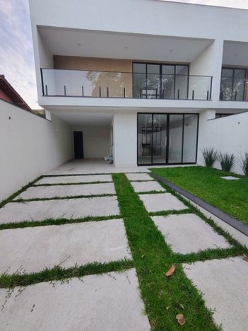 house em Rua Francisco Nascimento, Serra Grande - Niterói - RJ