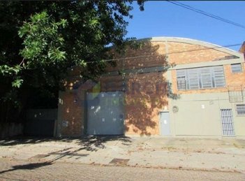 industrial em Rua Doutor João Inácio, Navegantes - Porto Alegre - RS