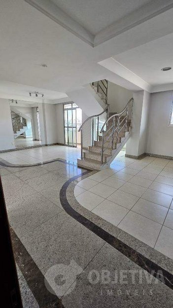 apartment em Rua Carmo Gifoni, Martins - Uberlândia - MG