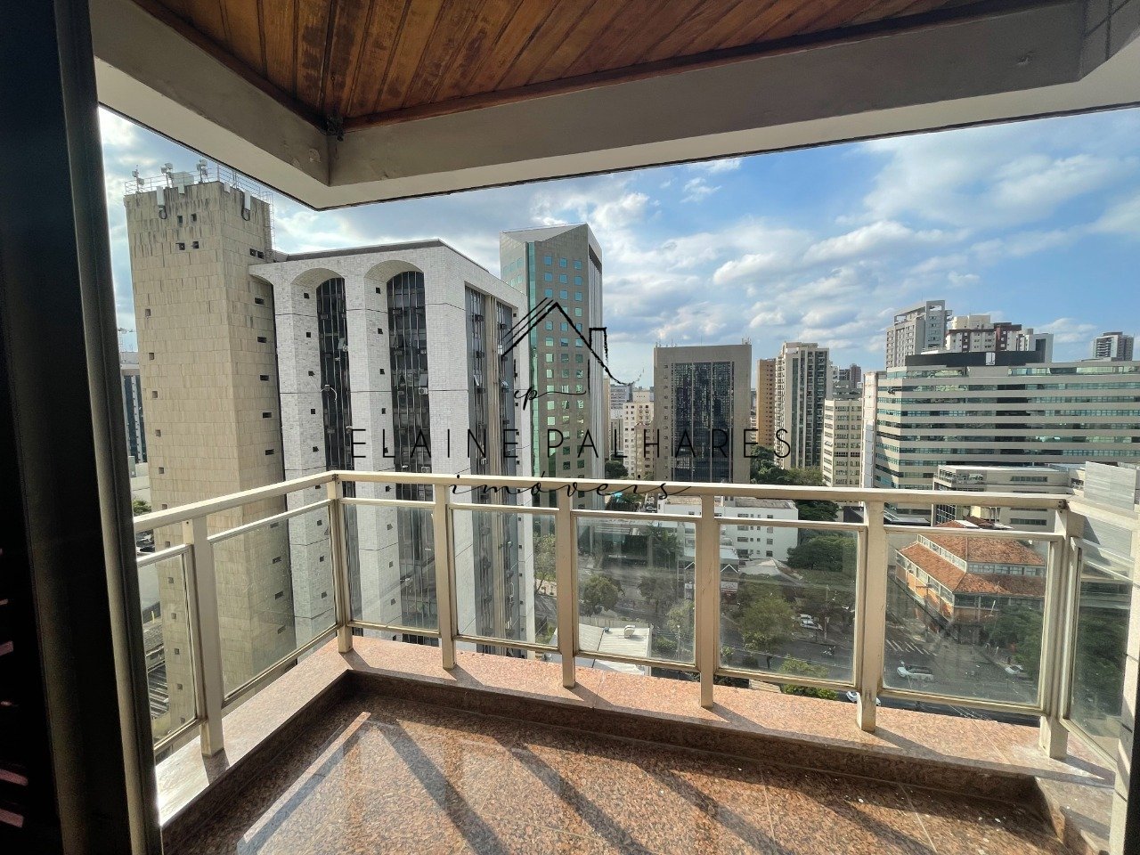 Apartamento com 3 quartos — Santo Antônio, Belo Horizonte