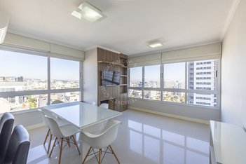 apartment em Rua Santa Cecília, Rio Branco - Porto Alegre - RS