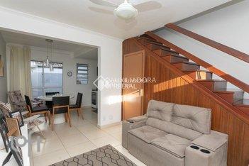 house em José Aloísio Filho, Humaitá - Porto Alegre - RS