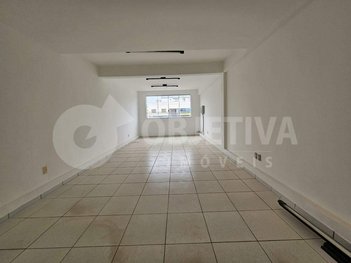 office em Avenida Segismundo Pereira, Santa Mônica - Uberlândia - MG