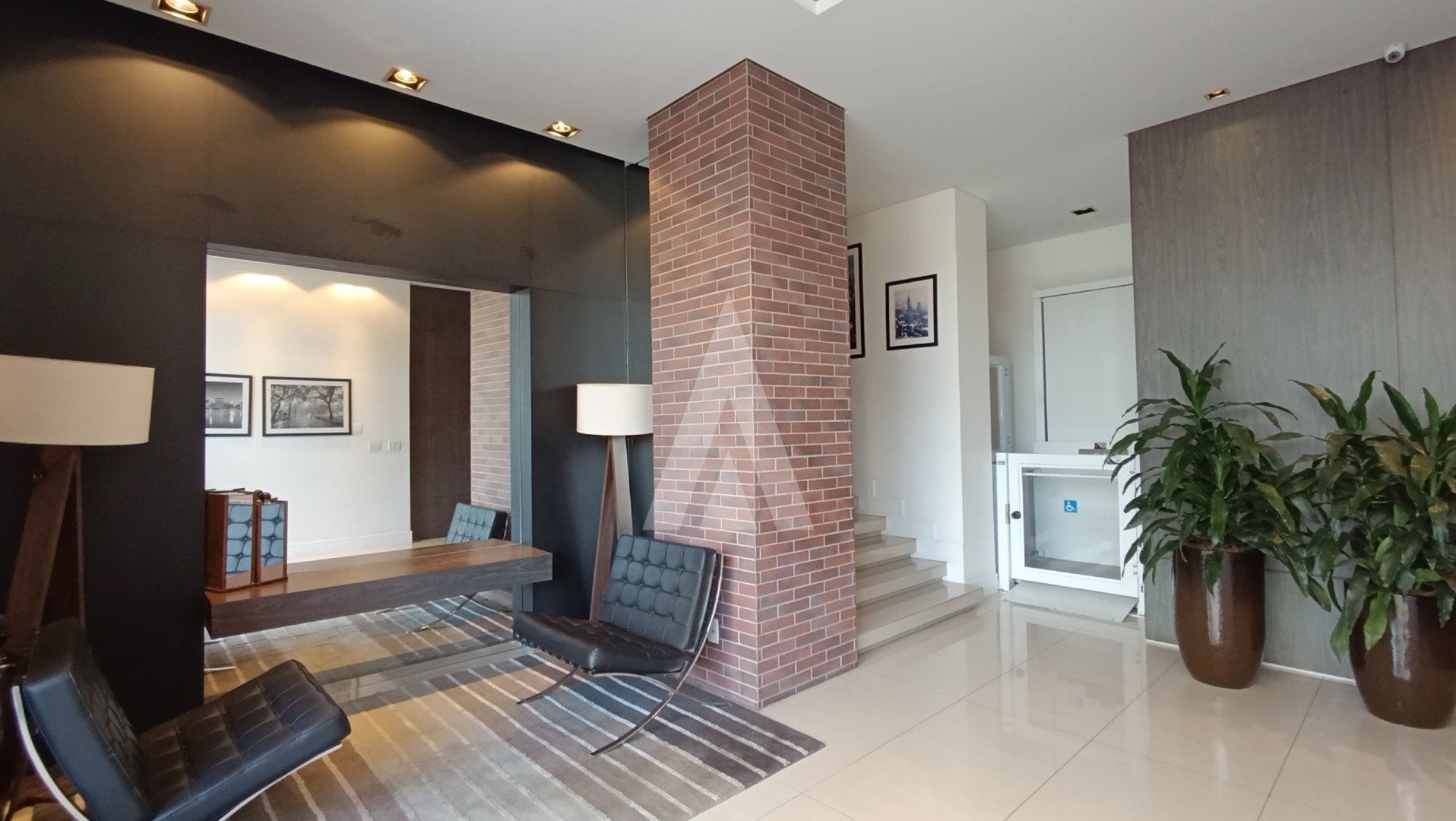HALL DE ENTRADA 1