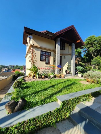 house em Rua Sady Barros Hofmeister, Teresópolis - Porto Alegre - RS