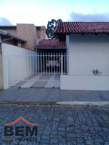 house em Rua Castelo Branco, Centro - Camboriú - SC