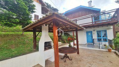 house em Avenida Eduardo Moreira da Cruz, Vila Campos do Jordão - Campos do Jordão - SP