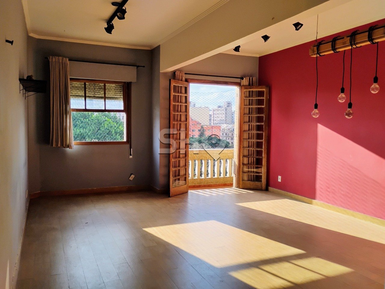 Sala ensolarada, começo de tarde !