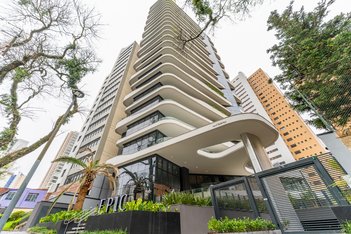 apartment em Avenida Presidente Getúlio Vargas, Água Verde - Curitiba - PR